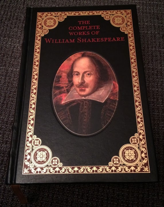 Zellys Bokhylla Shakespeare 450år Zellys Bokhylla Shakespeare 450år