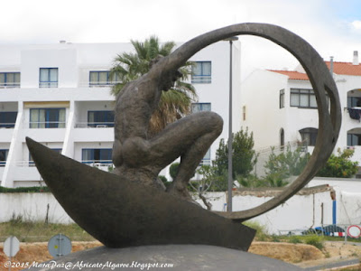 Albufeira roundabout sculpture