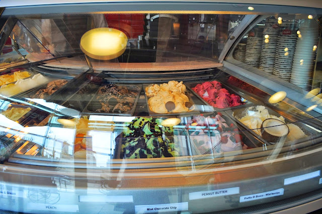 gelato choices available at Mariano's Chicago