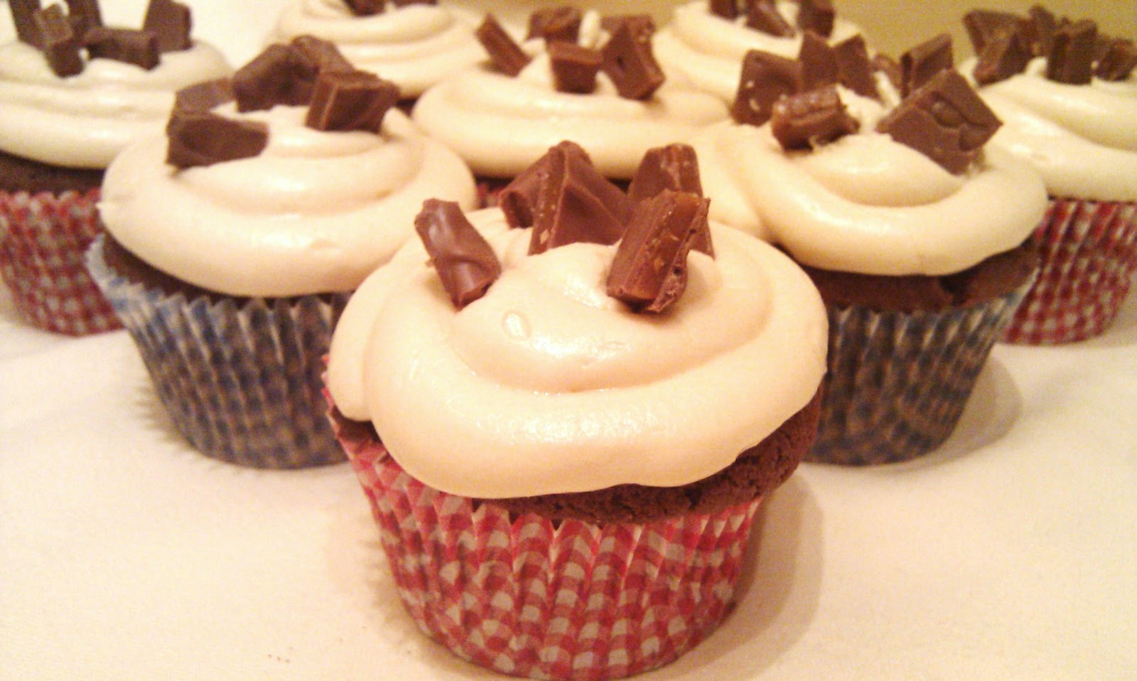 A Recipe That I Really Loved And Made These Caramel Dime Bar Cupcakes Yesterday Got The Idea From Lovely Sarah At Maison Cupcake Who A Recipe That I Really Loved And Made These Caramel Dime Bar Cupcakes Yesterday Got The Idea From Lovely Sarah At Maison Cupcake Who