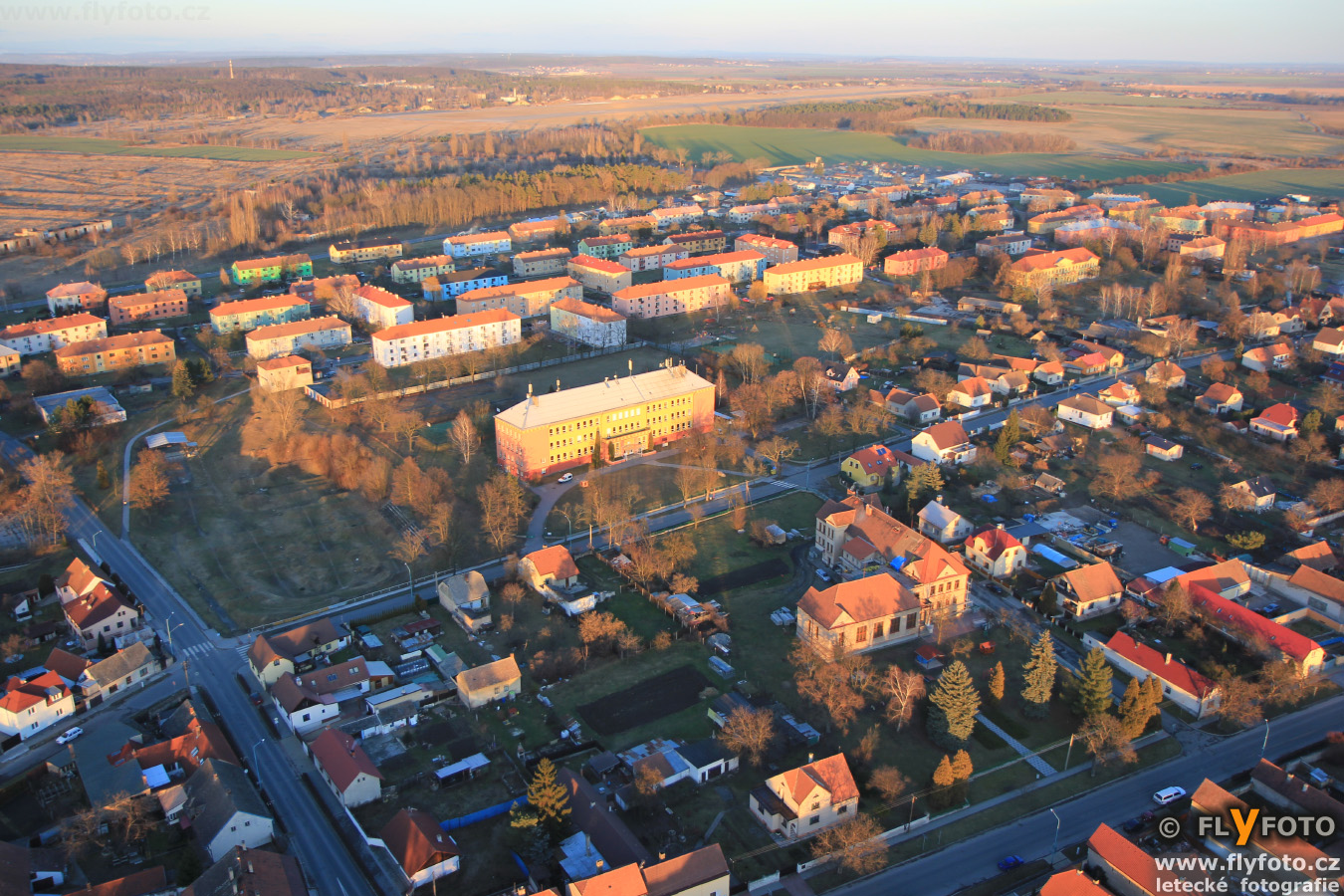 FLyFOTO letecká fotografie a video Milovice