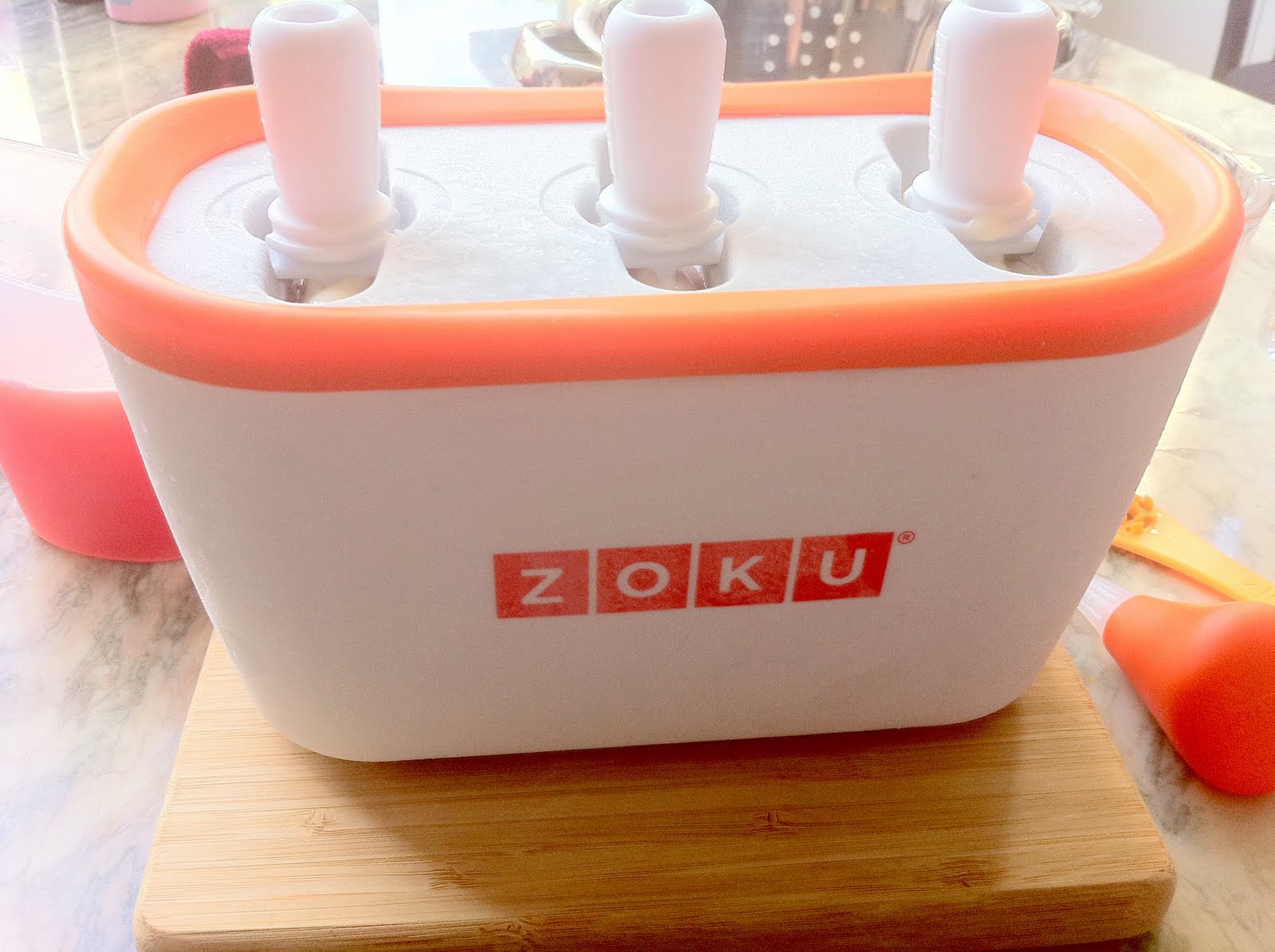 CAKE ON THE BRAIN: ZOKU ICE POPS MAKER