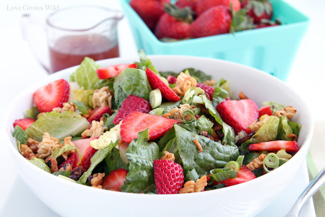 Crunchy Romaine Strawberry Salad - the perfect healthy salad for Summer! at LoveGrowsWild.com #salad #healthy