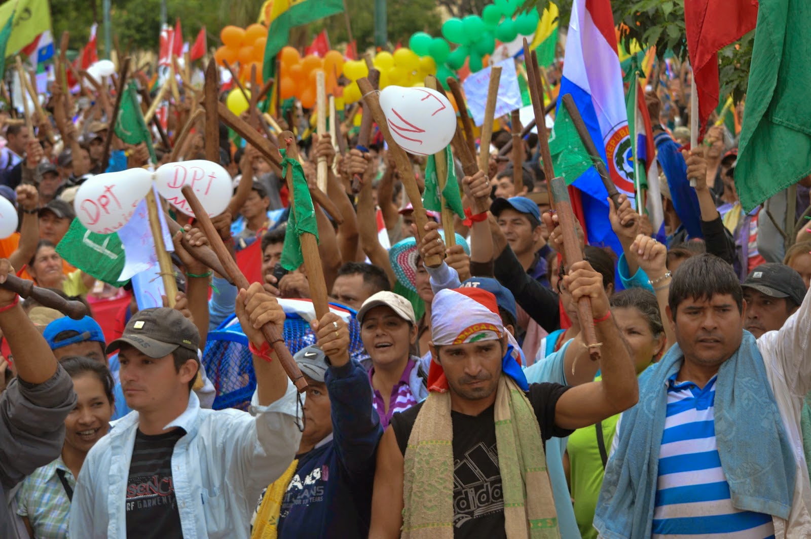 PARTIDO PARAGUAY PYAHURA Congreso Democrático del Pueblo herramienta