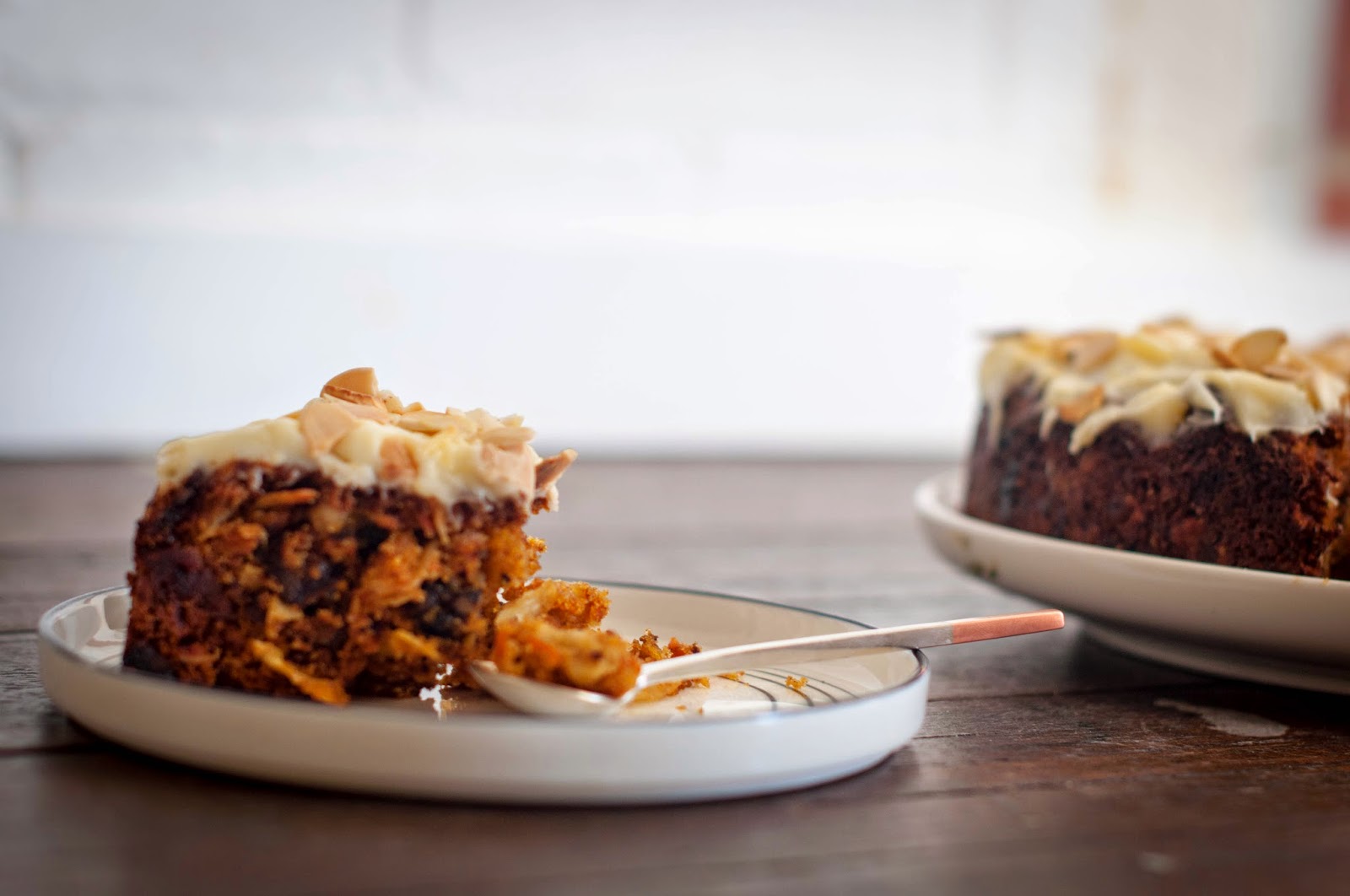 GourmetGirlfriend How to make a Date, Carrot & Walnut Cake
