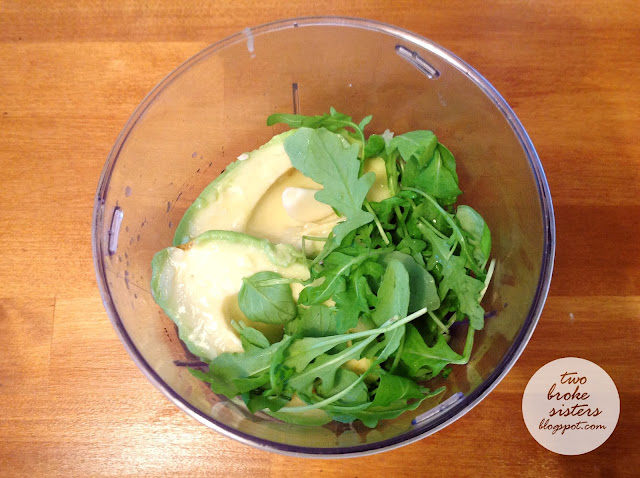 kremowy makaron z awokado - creamy avocado pasta twobrokesisters