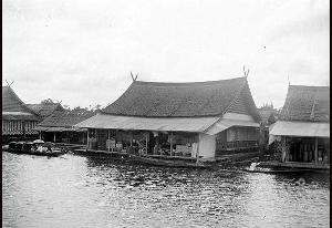 Download this Rumah Rakit Sumatera Selatan picture