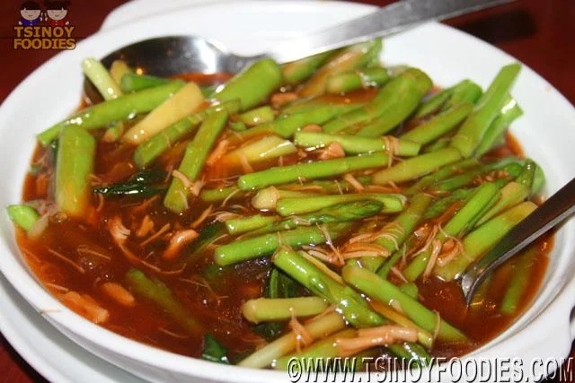 2 kinds of vegetable in dried scallop sauce