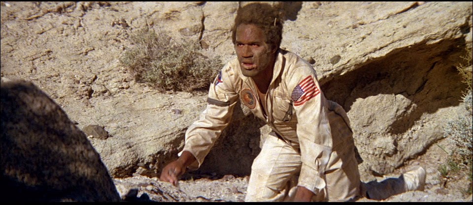 cast capricorn one cast capricorn one