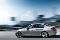 BMW-330e-8.jpg