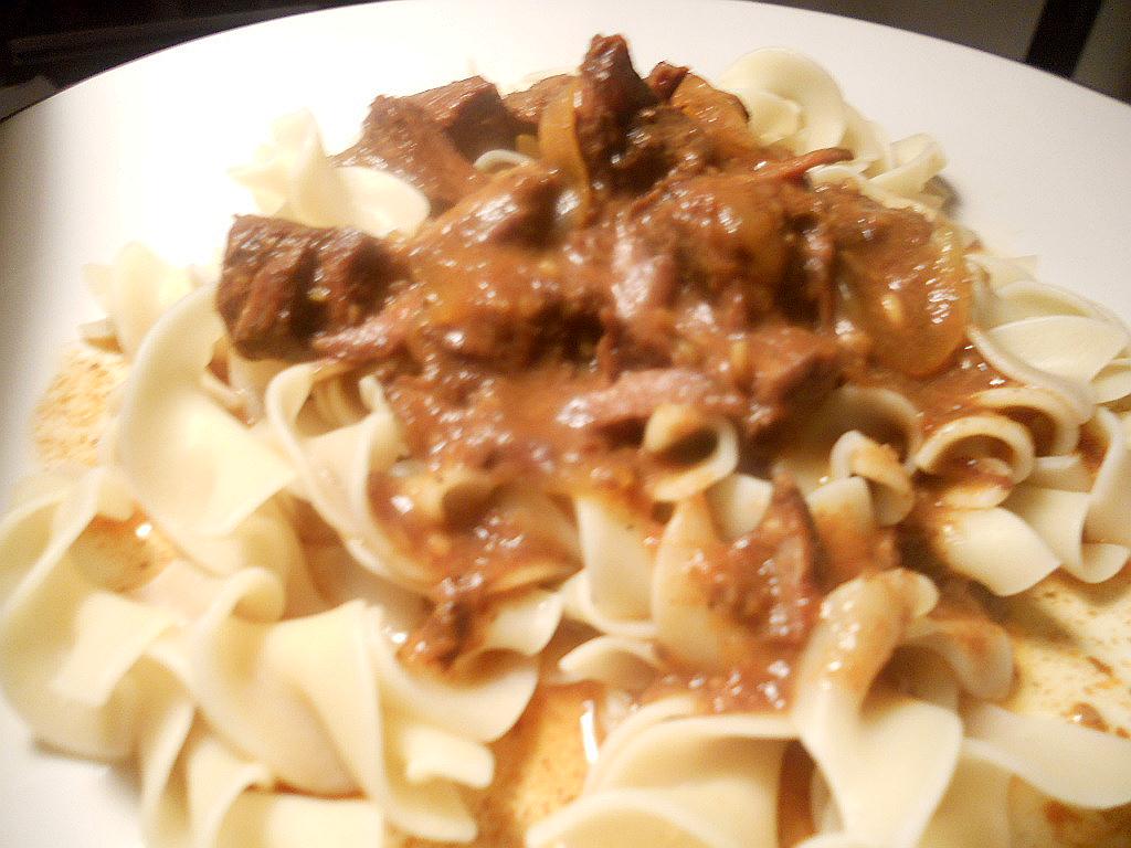 CrockPot Hungarian Goulash HezziD's Books and Cooks