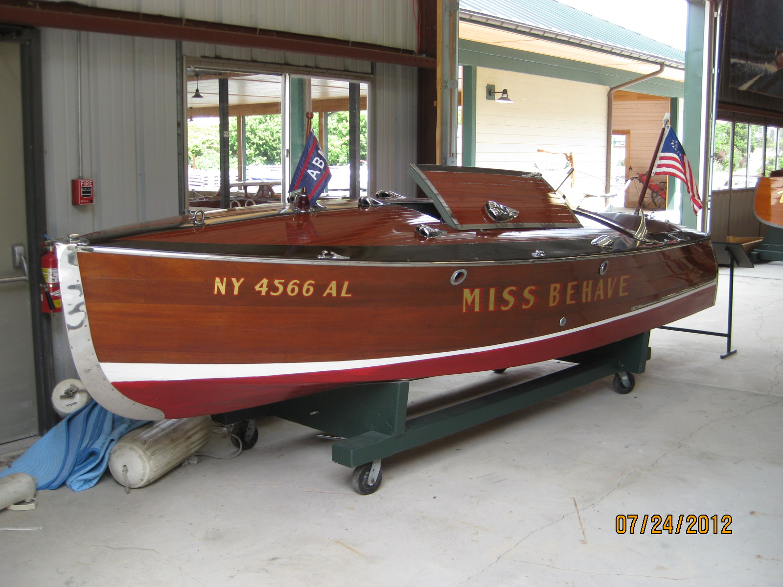 M/V Island Hopper's Log Clayton, NY Antique Boat Museum
