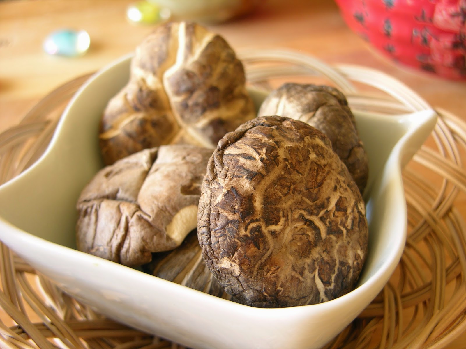 How to Prepare Shiitake Mushroom from Dried Version? Fun Chinese