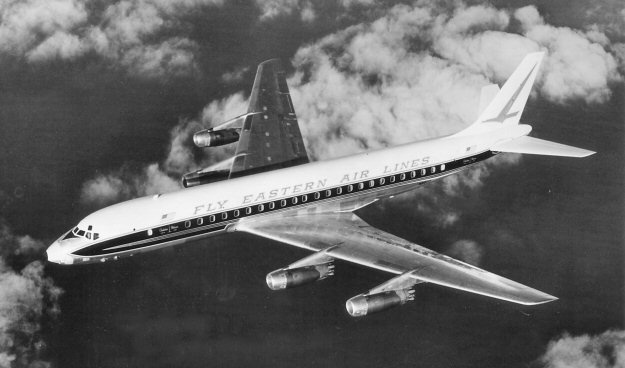 Art Contrarian Douglas Dc 8 Interiors