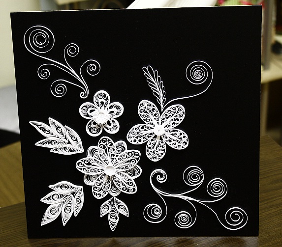 Papírvilág black and white quilling / feketefehér quilling tabló