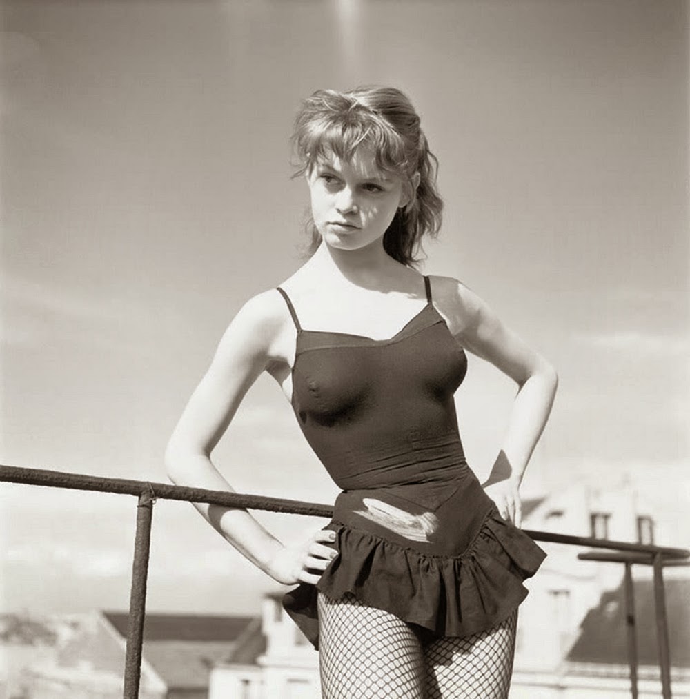 This is What Brigitte Bardot Looked Like  in 1952 
