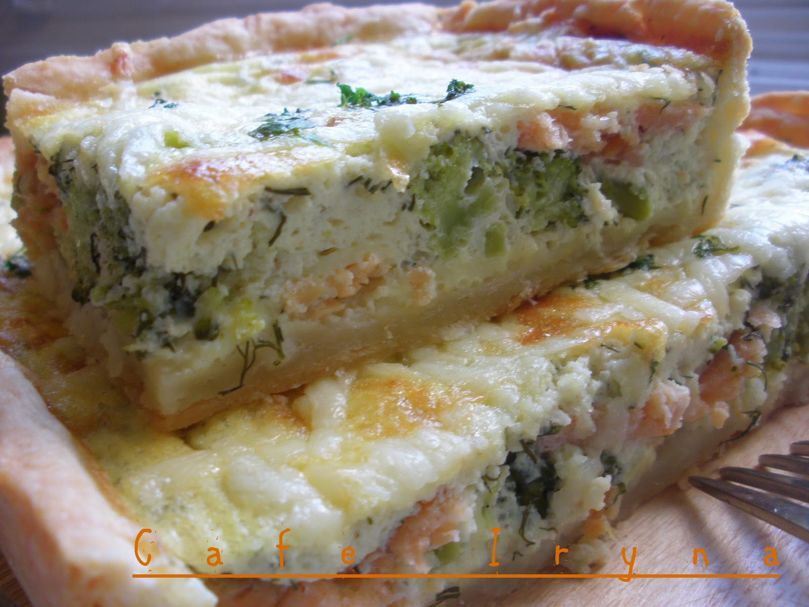 КИШ М лососем и брокколи