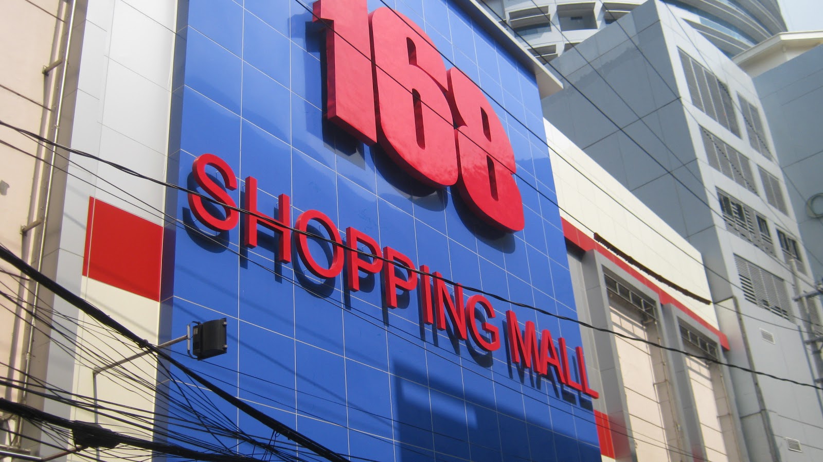 The Divisoria Malls Defining Shopping in the Philippines
