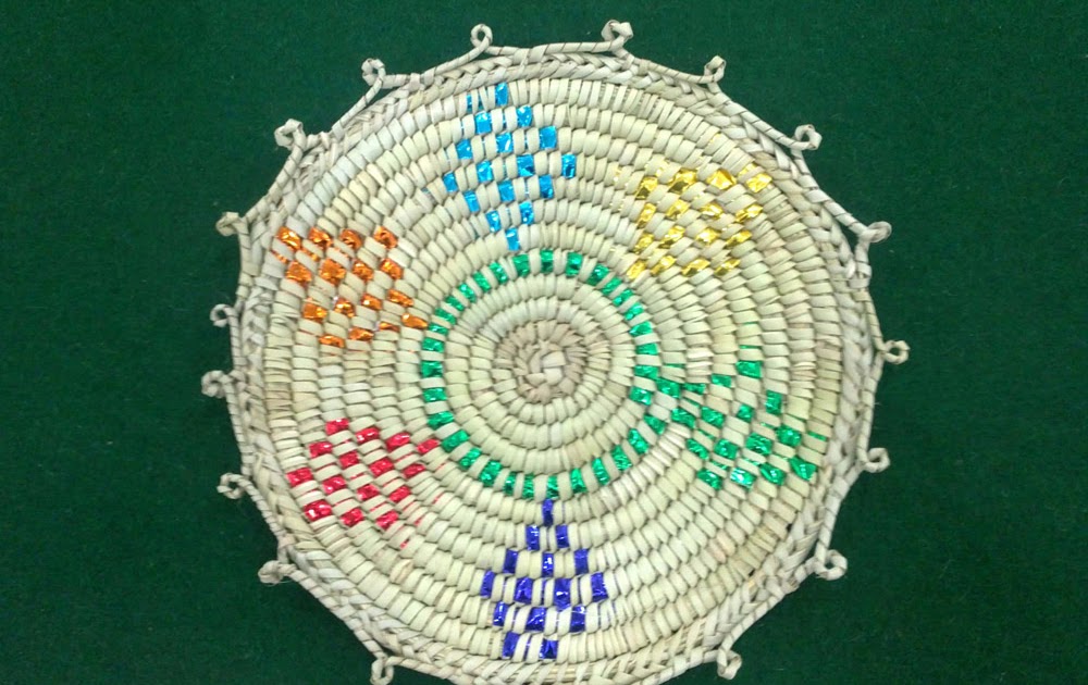 Khwendo Kor's Handicrafts Colored Glass mats (6 set)