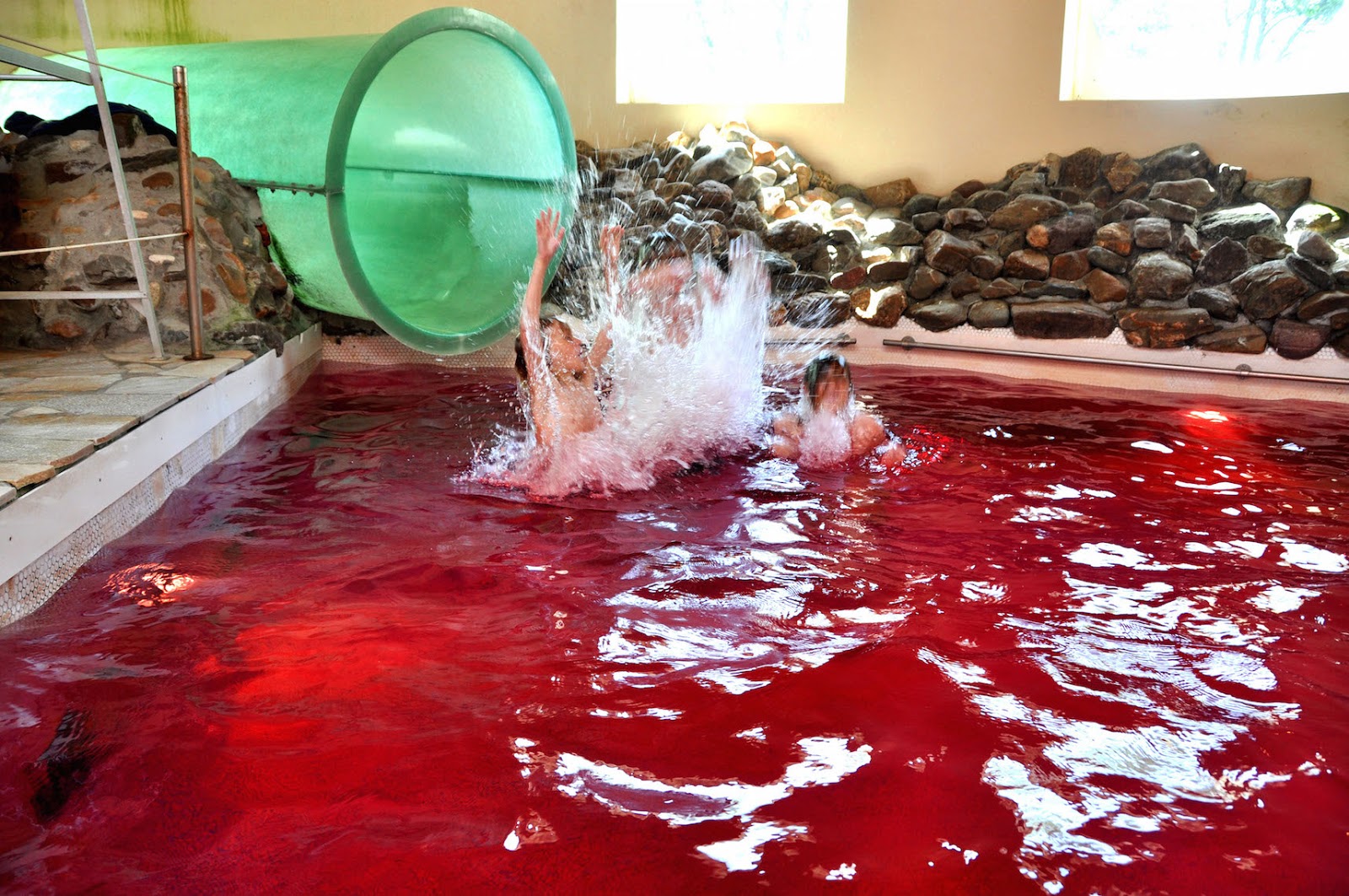 Bain de sang à Océade pour Halloween