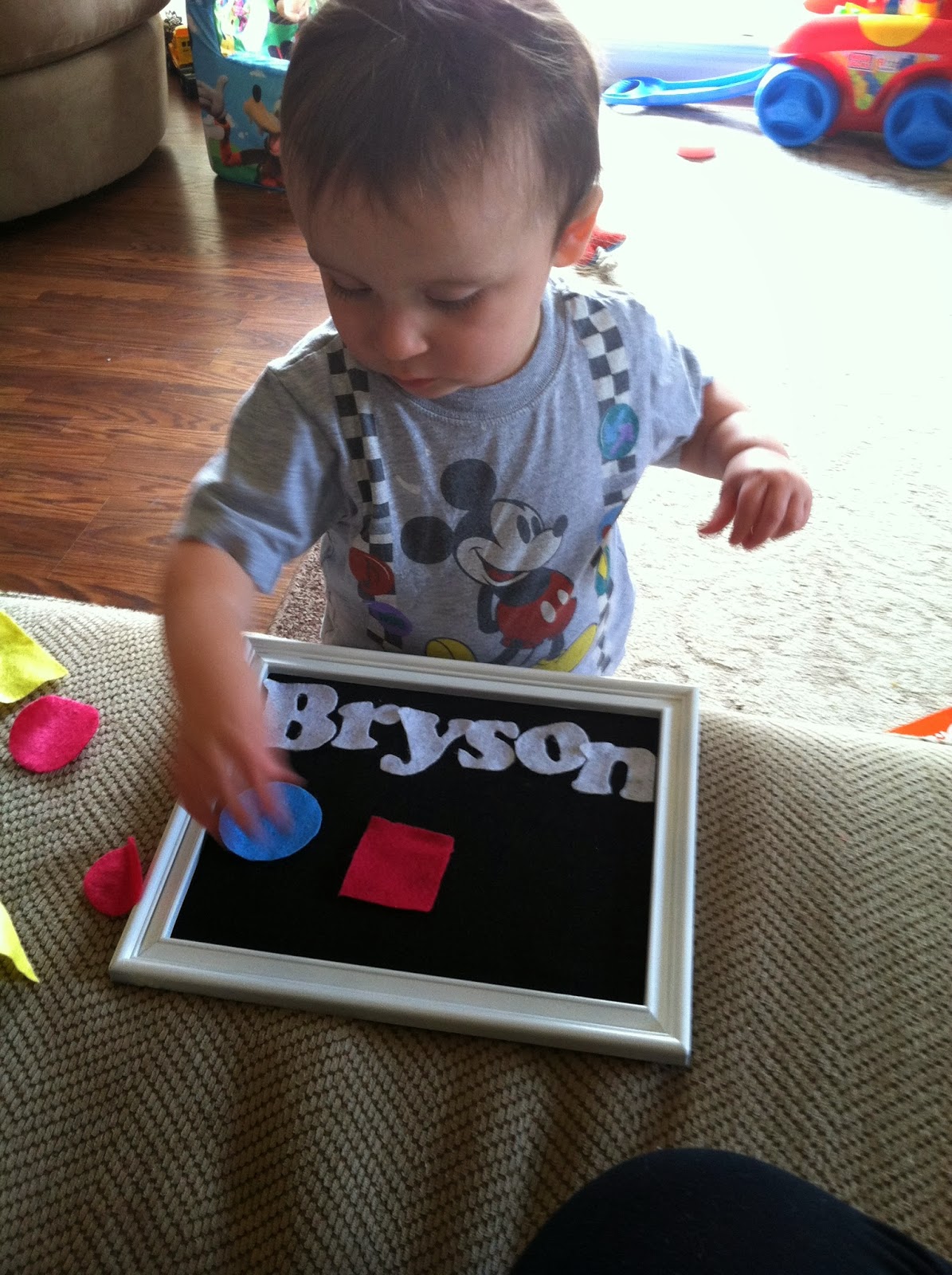 Burlap and Bananas DIY Toddler Felt Board