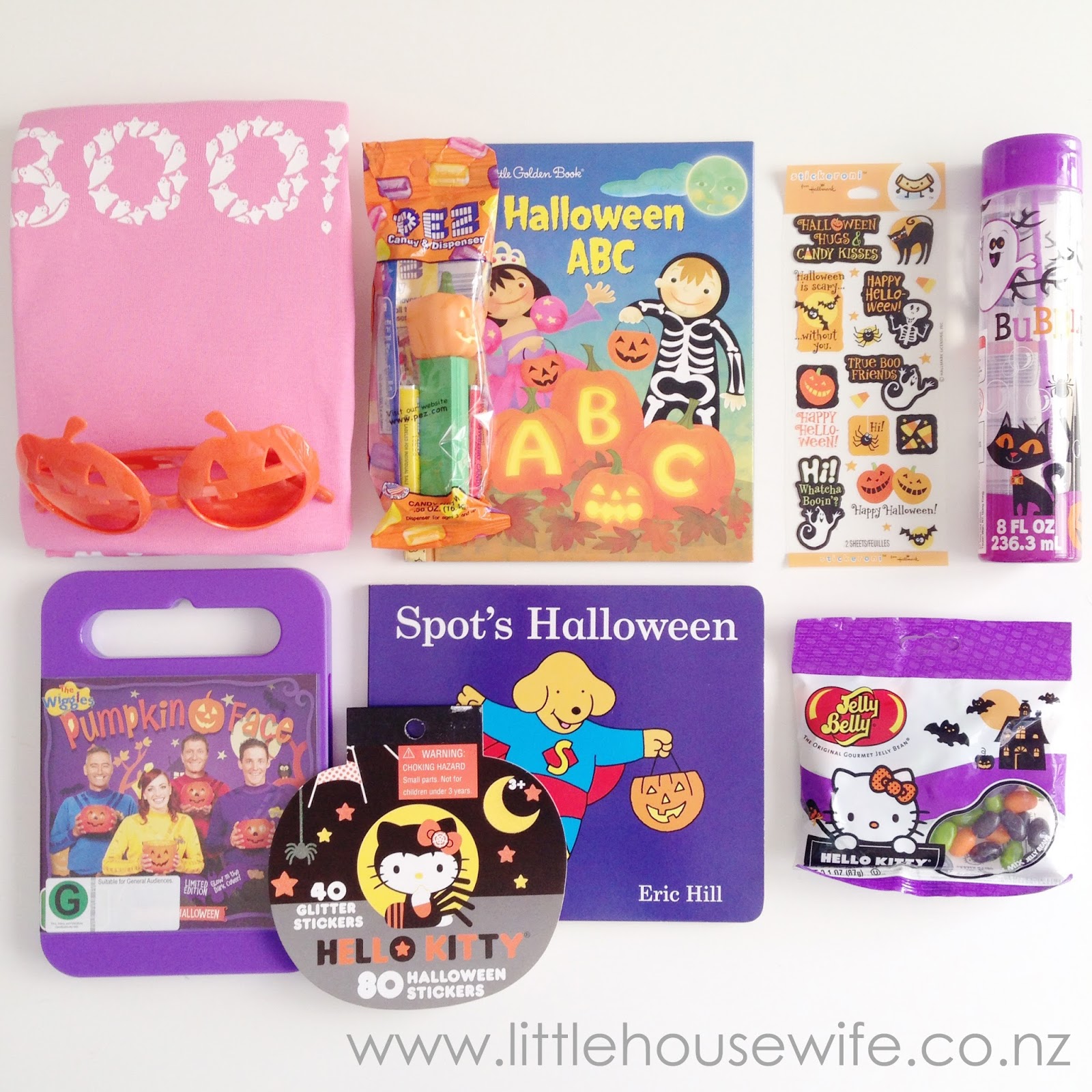Peek Inside: Halloween Is Here! (Peek Inside Sticker Books)