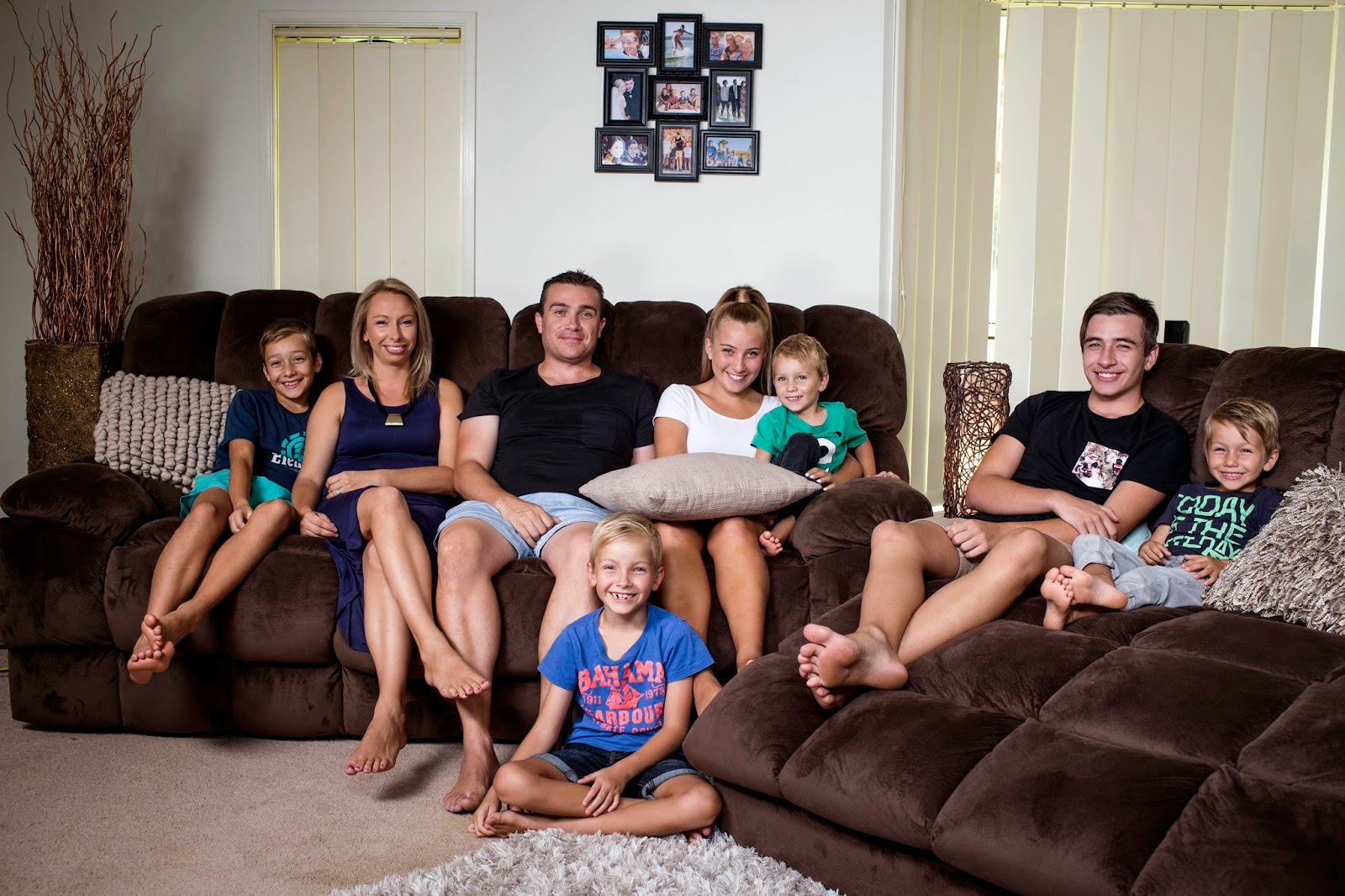 Josie's Juice Gogglebox First Look VIDEO + Cast Info and Photos