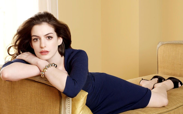 Anne Hathaway Hd Wallpapers