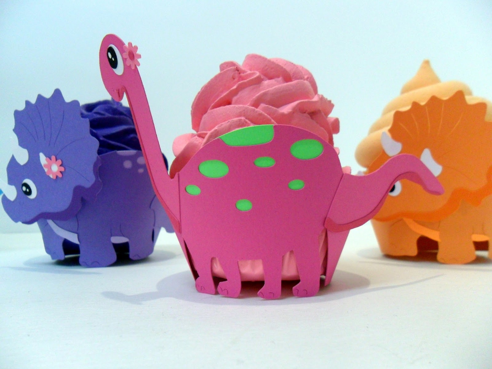 cakeadoodle.ca Dinosaur Cupcake Wrappers