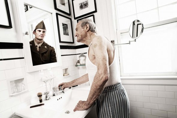 reflection of the elderly photo series soldier