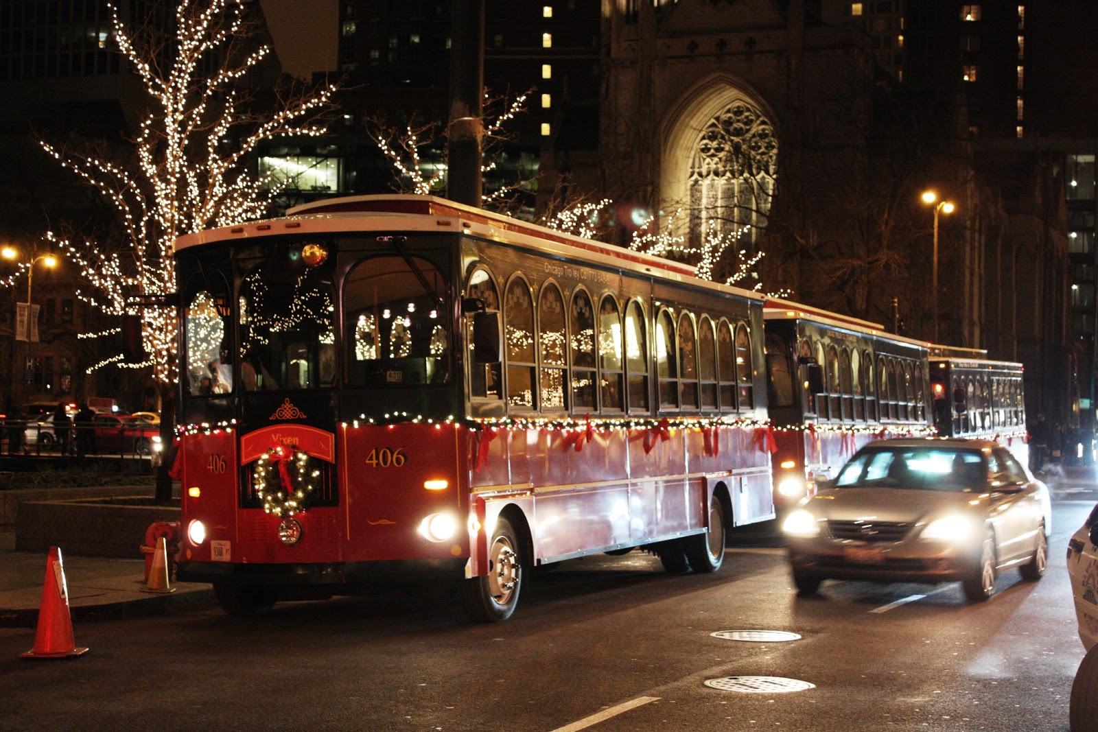 Chicago Photos Trolleys of Chicago, Decorated for the New Year