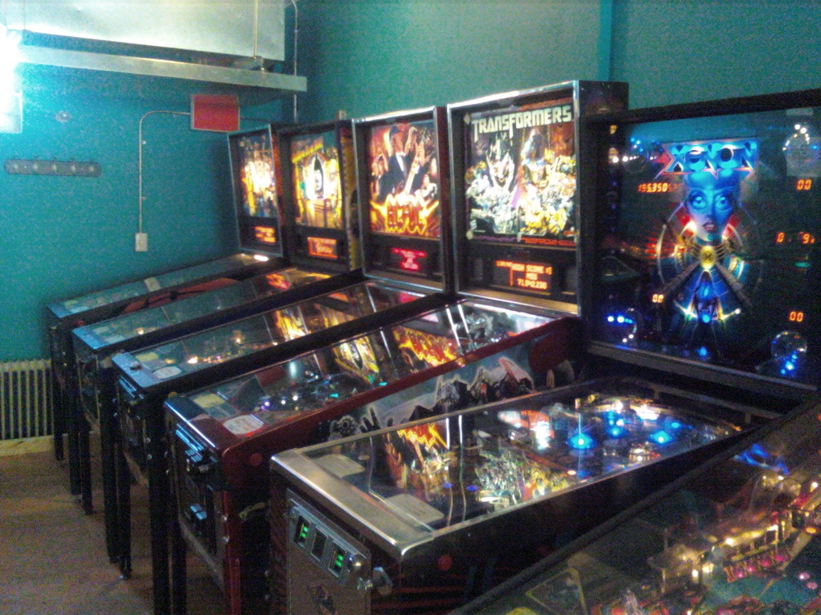 bar pinball bar pinball