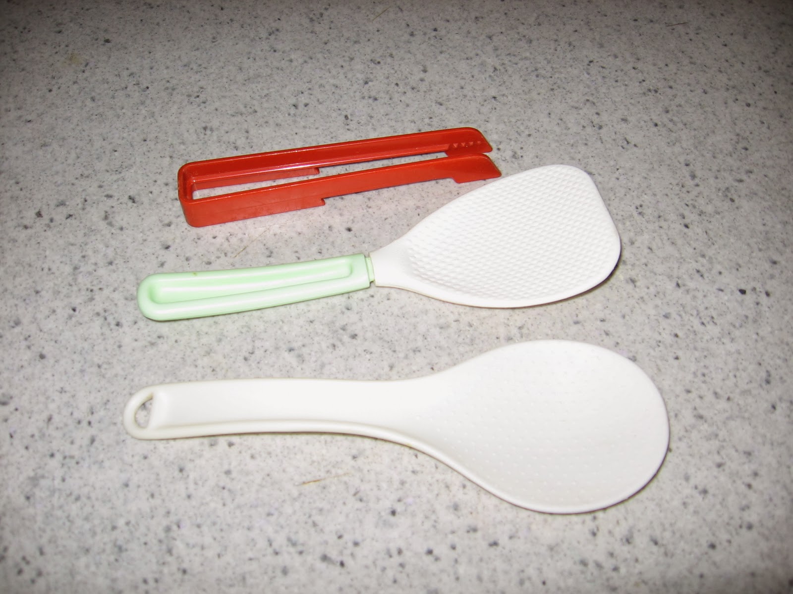 Insulators and Conductors In Our Kitchen