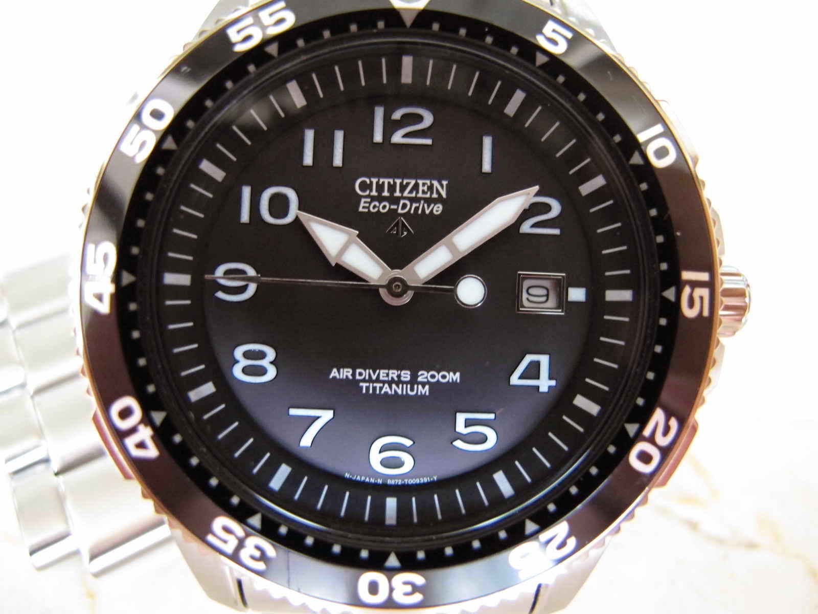 citizen eco drive air diver's 200m titanium