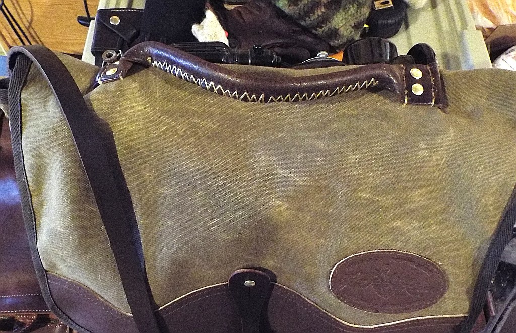 Modding a Frost River Big Manitou Shoulder Bag Bushcraft USA Forums