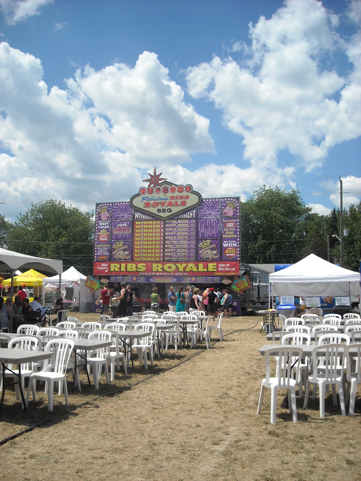 Tips Are Included! Oh Canada Ribfest