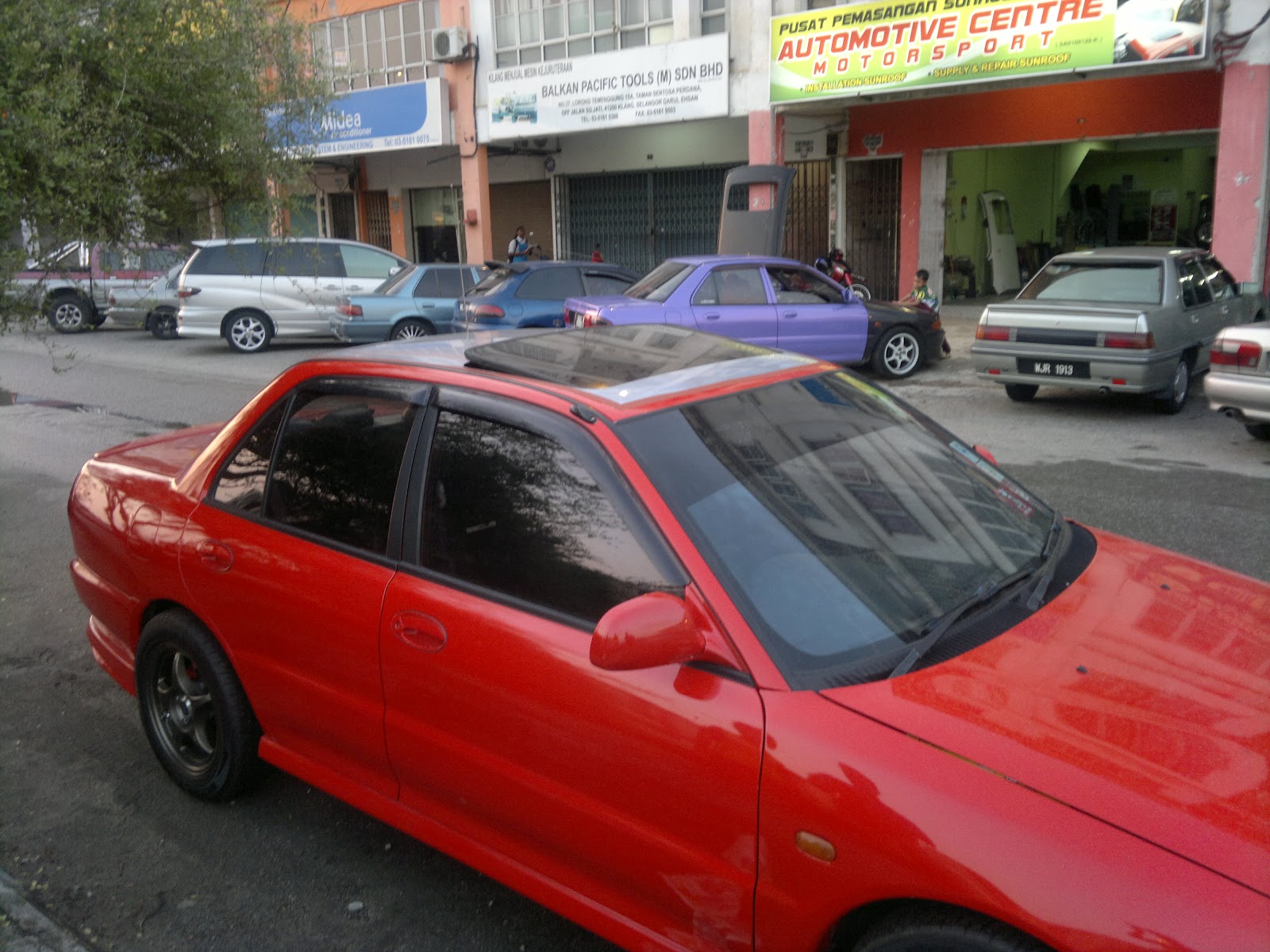 Bengkel sunroof sunroof wira,myvi JULY 2012