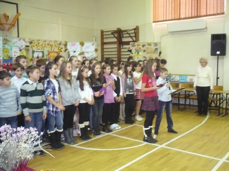 Anotimpurile Copilariei Scoala Nicolae Iorga Bacau Talent Show 2011