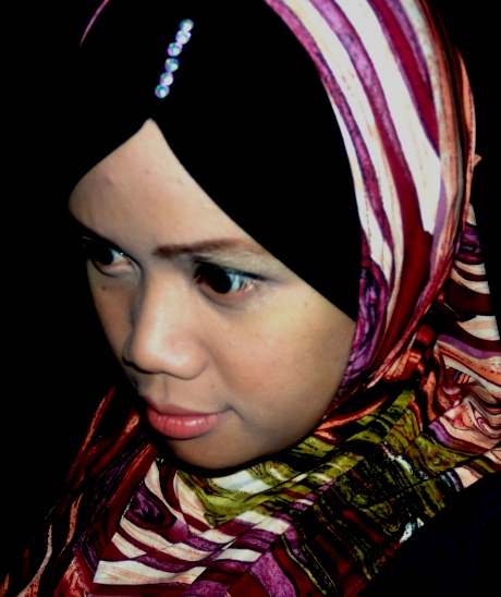 Tudung Pelik