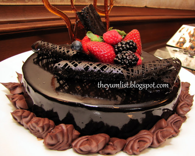 Chocolate Mousse Cake Sunday buffet brunch, Ritz Carlton, Kuala Lumpur, Bubbly brunch, champagne brunch, seafood buffet