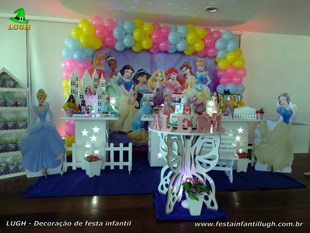 Decoração provençal simples para festa infantil - Princesas Disney Decoração provençal para festa de aniversário infantil tema Princesas Disney - Lagoa- RJ