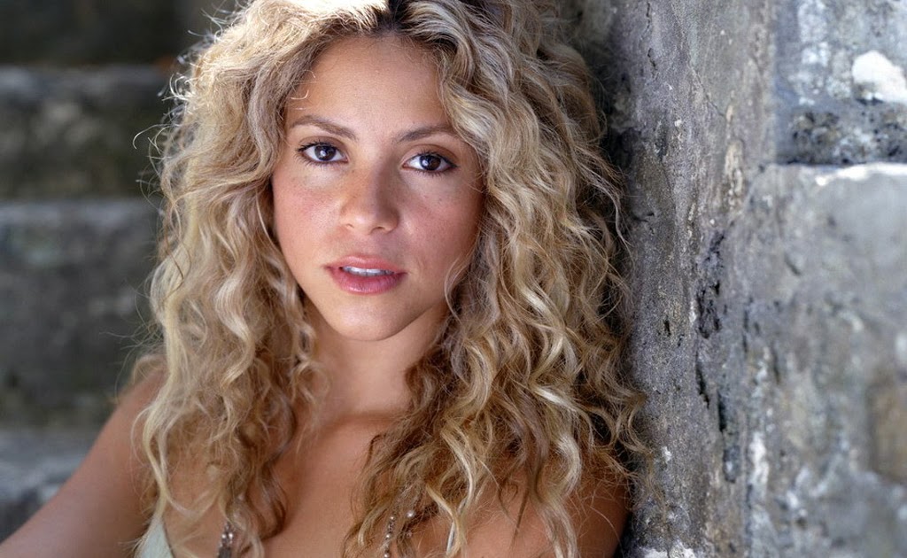music characters: Shakira