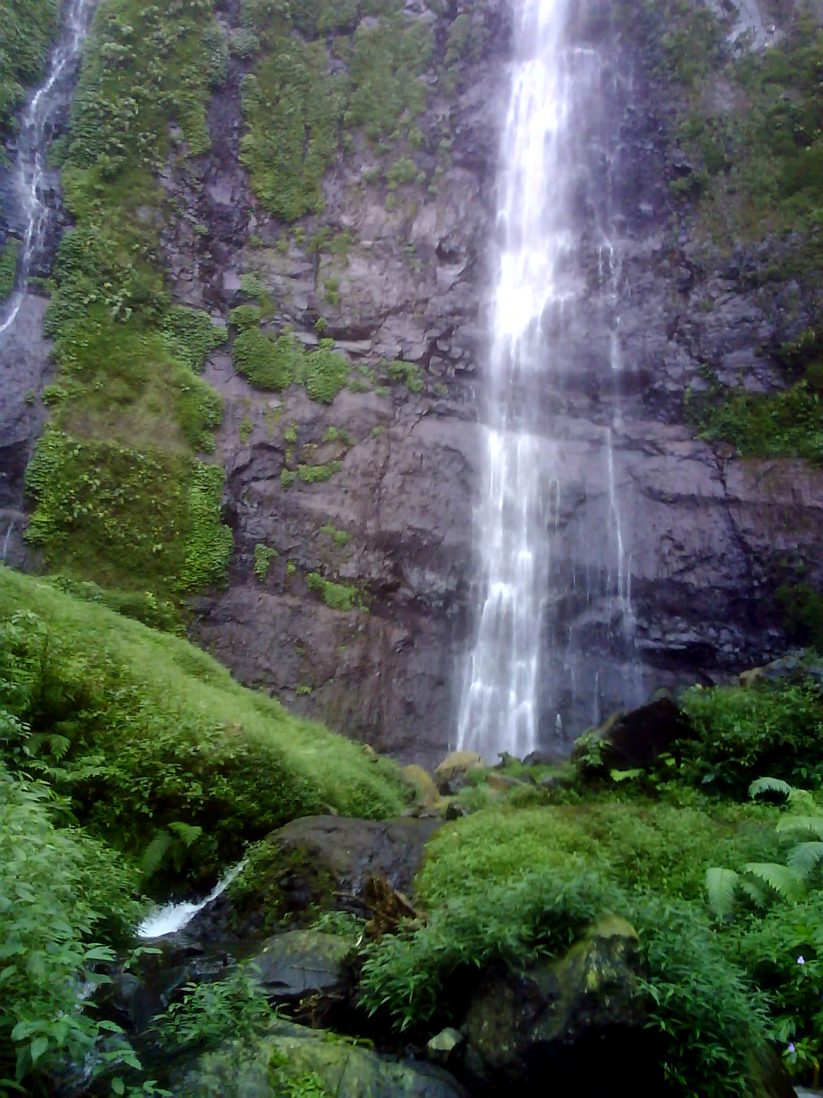 Air terjun Tretes sebagai Objek Wisata Jombang | Blog Pariwisata