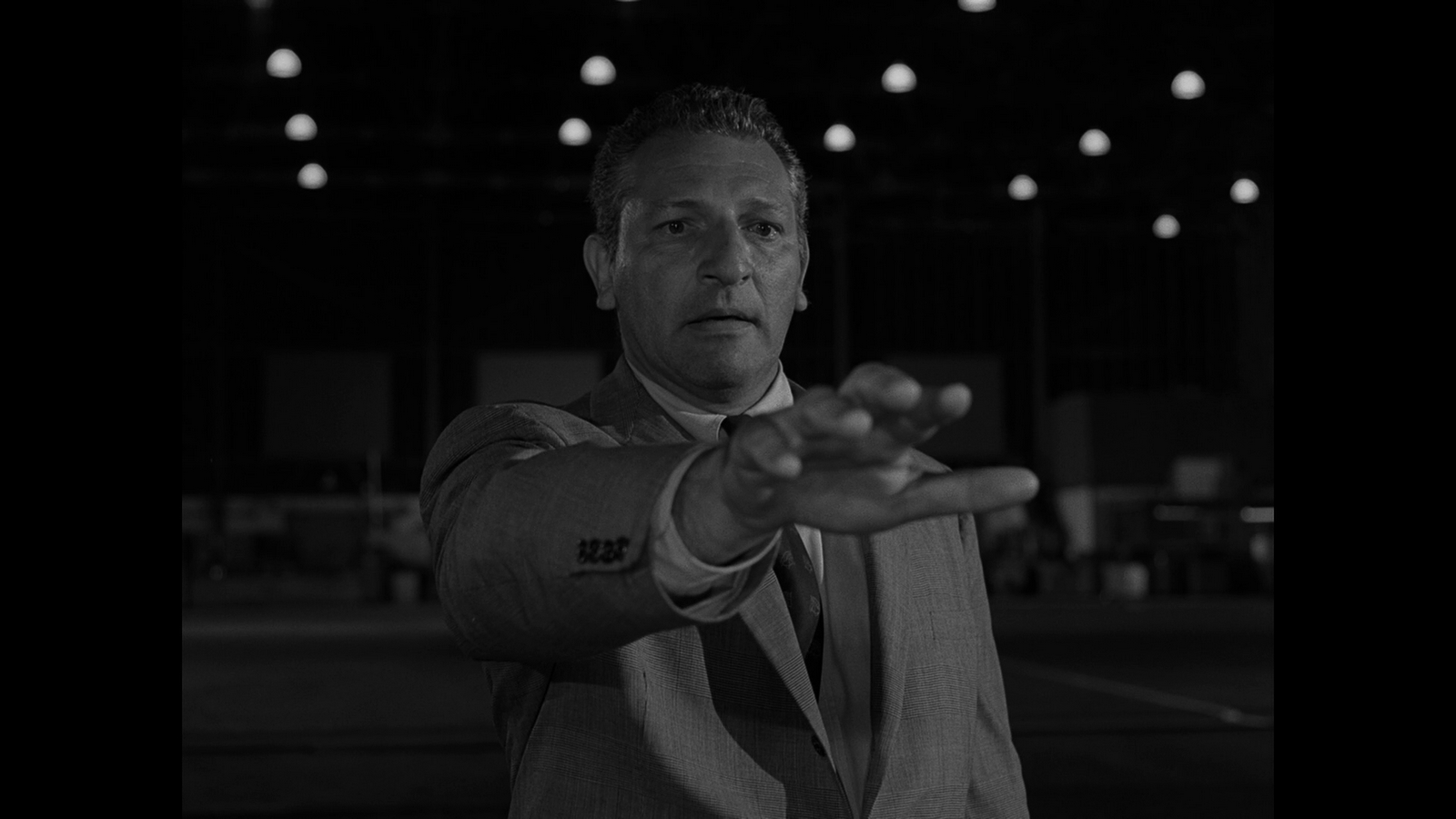 My Life in the Shadow of The Twilight Zone: TZ Promo: "The Arrival" (9/22/1961)