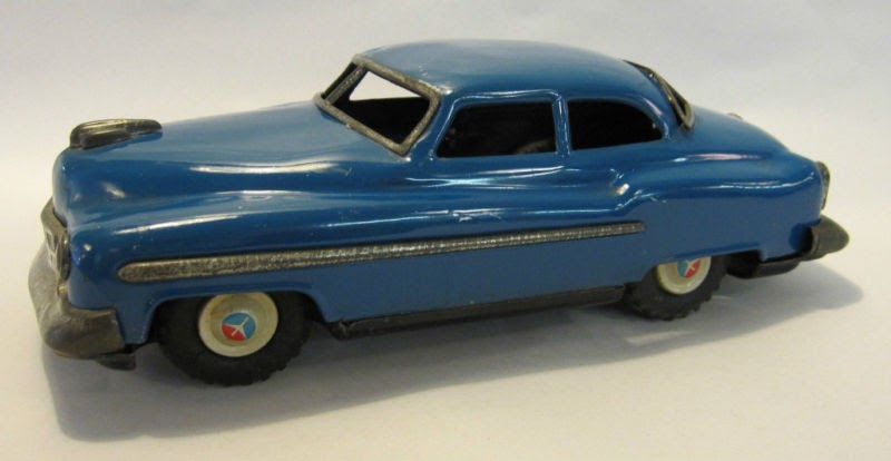 Granny’s Fabulous Finds: Vintage Toy Tin Cars