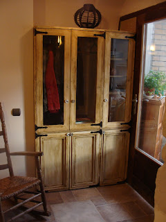 Andocarpinteando : Ultimo capítulo de armario con materiales reciclados.