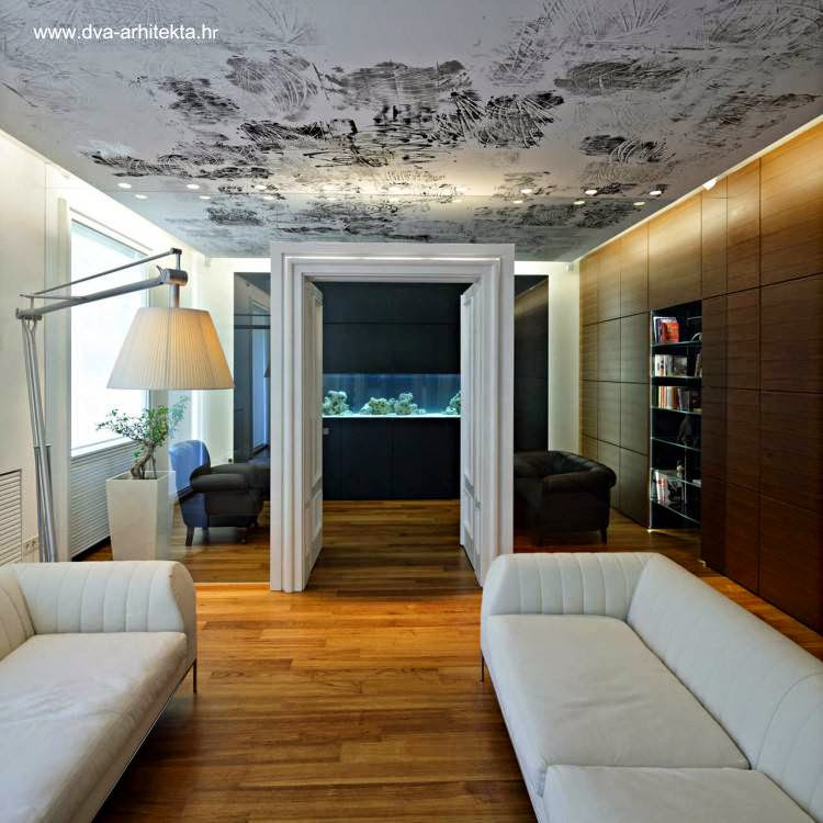Arquitectura de casas: techos y techados de casas residenciales.