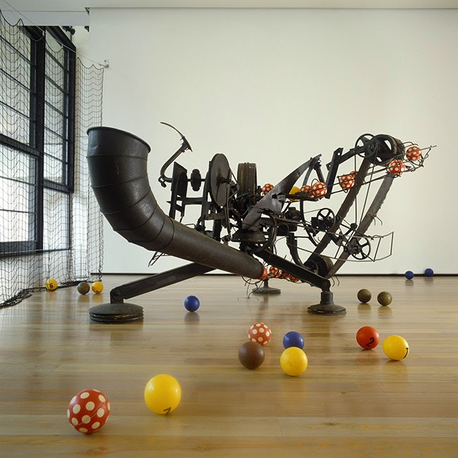Métamorphoses et Vagabondages: La machine lanceuse de ballons et autres  objets ludiques au Musée Tinguely (Bâle, fin)