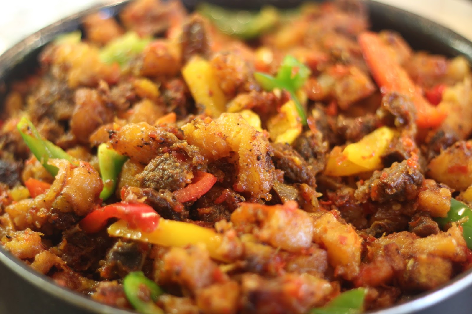 G I Z D O D O GIZZARD & PLANTAIN IN A PEPPERED SAUCE Ivonne Ajayi.