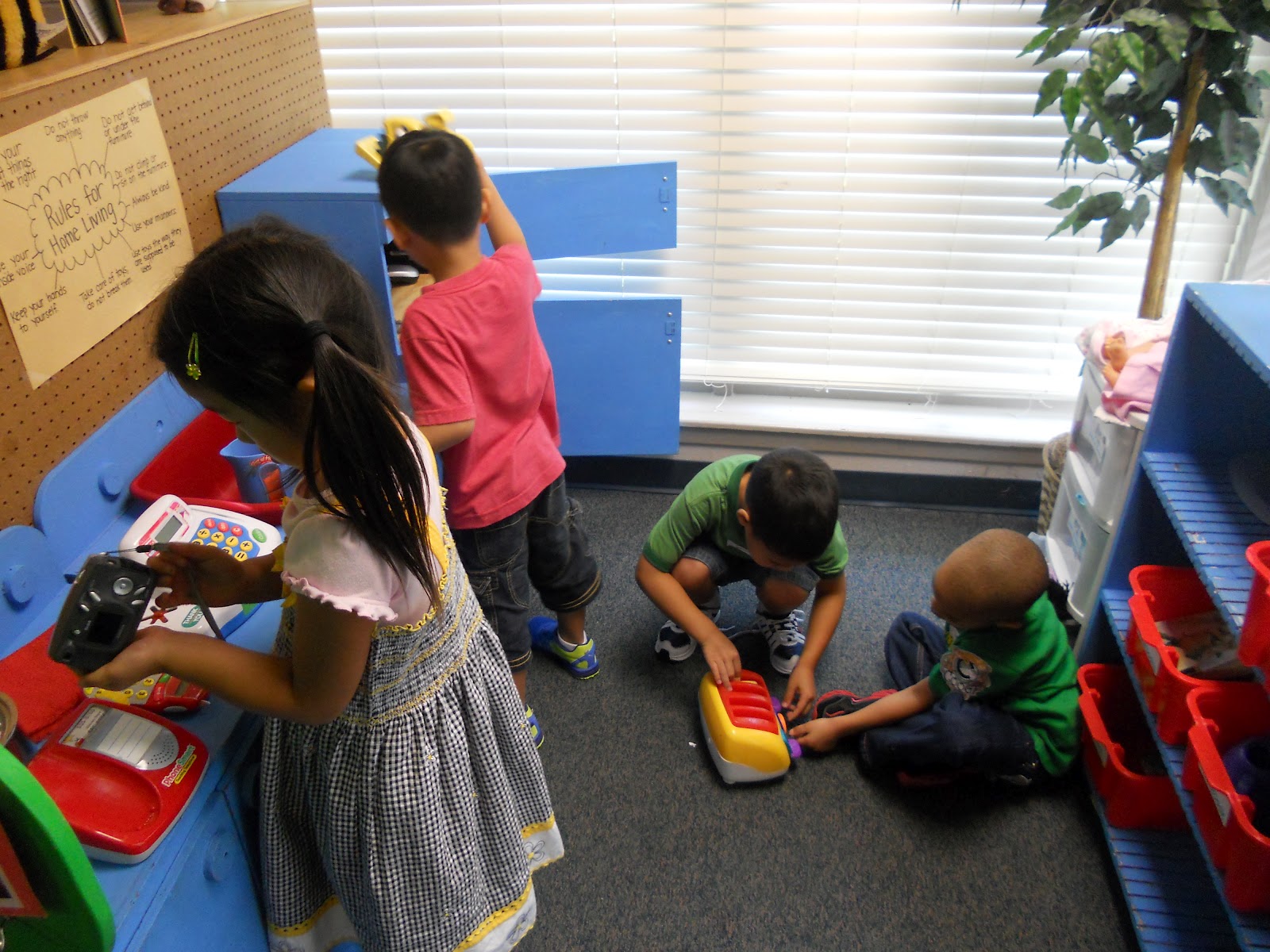 Mrs. Kimbrell's Kindergarten: The first week of kindergarten!